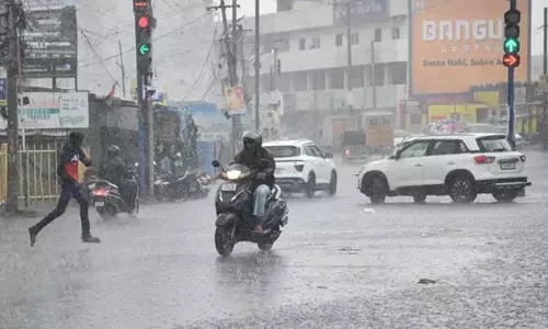 Telangana में दो दिनों से भारी बारिश