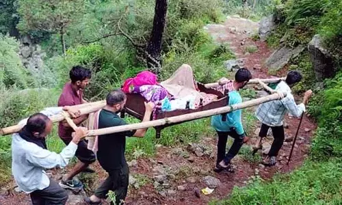 78 साल की उपेक्षा, बुनियादी सुविधाओं के लिए Jandrog village का रोना 78 साल की उपेक्षा, बुनियादी सुविधाओं के लिए Jandrog village का रोना