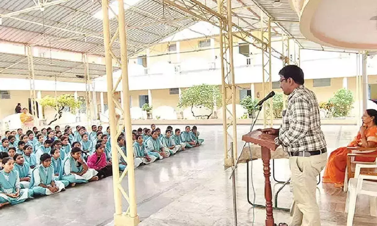 Andhra: कानूनी जागरूकता संगोष्ठी आयोजित Andhra: कानूनी जागरूकता संगोष्ठी आयोजित