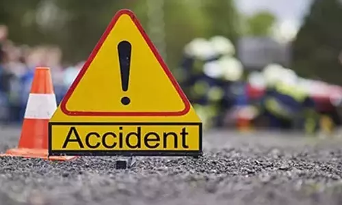 आदिबतला के पास ORR पर सड़क दुर्घटना में तीन लोगों की मौत आदिबतला के पास ORR पर सड़क दुर्घटना में तीन लोगों की मौत