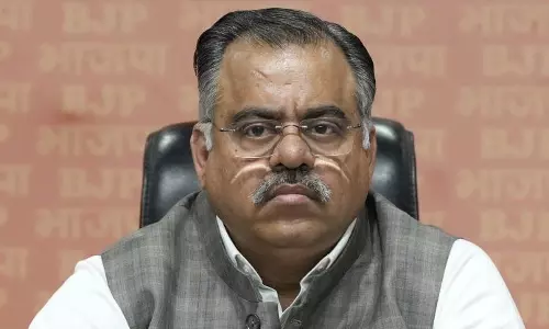 कांग्रेस ने वंशवाद को बढ़ावा दिया, अब राज्य के दर्जे पर लोगों को गुमराह कर रही है: Chugh कांग्रेस ने वंशवाद को बढ़ावा दिया, अब राज्य के दर्जे पर लोगों को गुमराह कर रही है: Chugh