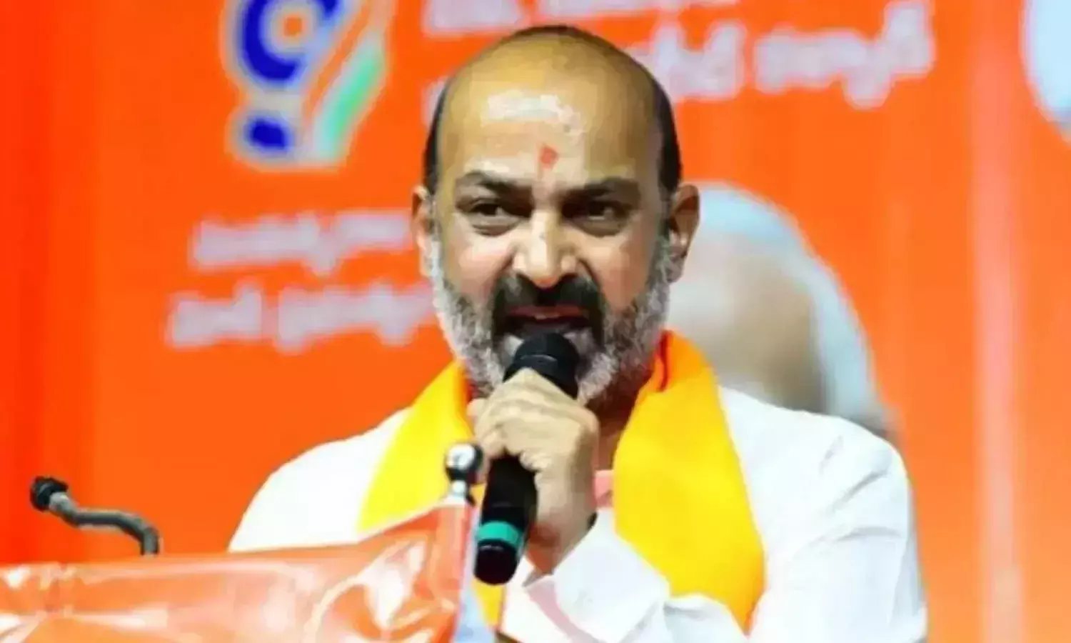 Telangana: बंदी संजय ने अंतर-राज्यीय जल विवादों पर स्पष्टता और सहयोग का आग्रह किया