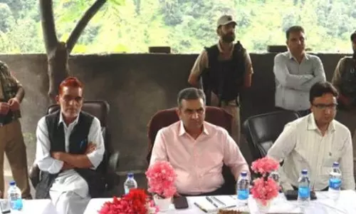 DC रामबन ने राजगढ़ में सार्वजनिक आउटरीच शिविर आयोजित किया
