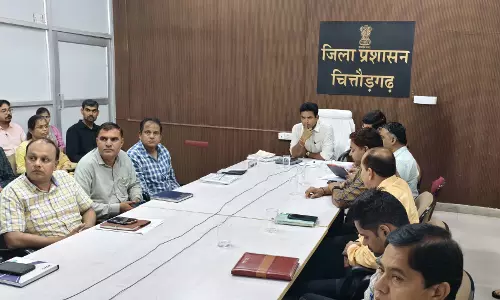 Chittorgarh: मुख्य सचिव ने वंदे गंगाजल अभियान एवं अंत्योदय संबल पखवाड़ा की समीक्षा की