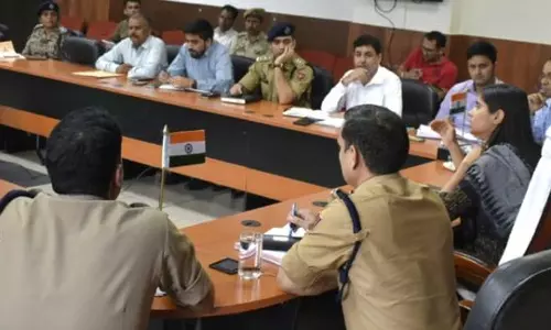 DC रियासी ने कौंसर नाग यात्रा की व्यवस्था की समीक्षा की DC रियासी ने कौंसर नाग यात्रा की व्यवस्था की समीक्षा की