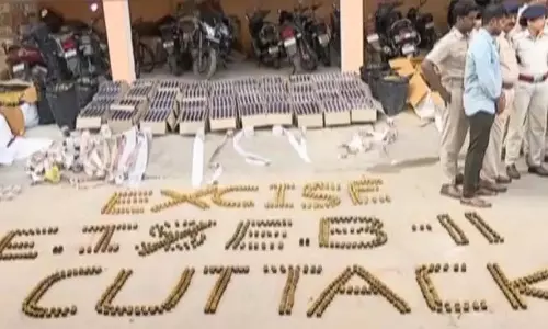 Odisha : 77 लाख रुपये की नकली विदेशी शराब जब्त