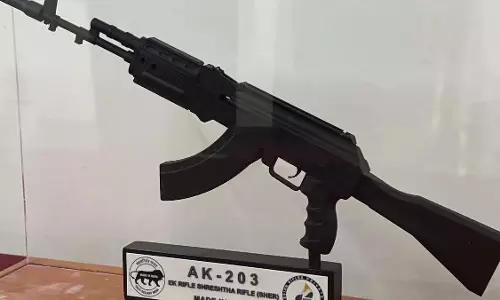 अमेठी में AK-203 राइफलें, भारत-रूस सौदे से भारतीय सेना को मिलेगा मजबूती