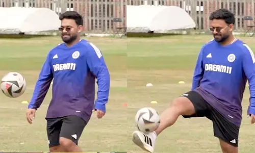 IND Vs ENG: चौथे टेस्ट से पहले ट्रेनिंग में ऋषभ पंत ने फुटबॉल से छेड़ी धूम