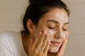 Skin Care: बिना पार्लर जाए टैनिंग दूर करें, घर पर ही पाएं ग्लोइंग स्किन- जानें आसान घरेलू उपाय Skin Care: बिना पार्लर जाए टैनिंग दूर करें, घर पर ही पाएं ग्लोइंग स्किन- जानें आसान घरेलू उपाय
