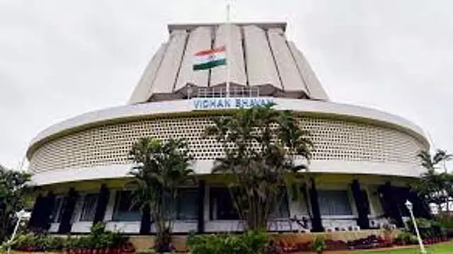 इस्लामपुर का नाम अब ईश्वरपुर होगा: महाराष्ट्र सरकार की घोषणा इस्लामपुर का नाम अब ईश्वरपुर होगा: महाराष्ट्र सरकार की घोषणा