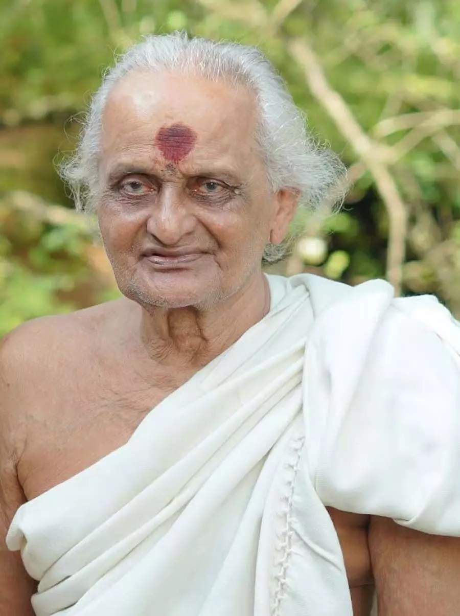 Karnataka : प्रसिद्ध यक्षगान कलाकार पाटला वेंकटरमण भट्ट का निधन Karnataka : प्रसिद्ध यक्षगान कलाकार पाटला वेंकटरमण भट्ट का निधन