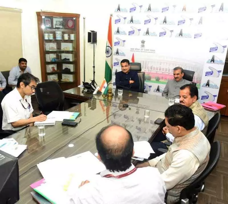 Gadkari ने रणनीतिक भुबु जोत सुरंग को हरी झंडी दी Gadkari ने रणनीतिक भुबु जोत सुरंग को हरी झंडी दी