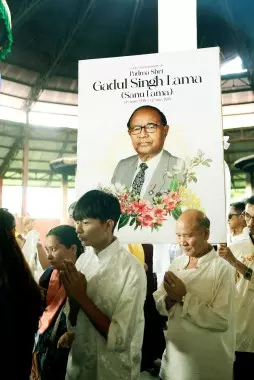 Sikkim : पद्मश्री सानु लामा का अंतिम संस्कार पूरे राजकीय सम्मान के साथ हुआ Sikkim : पद्मश्री सानु लामा का अंतिम संस्कार पूरे राजकीय सम्मान के साथ हुआ