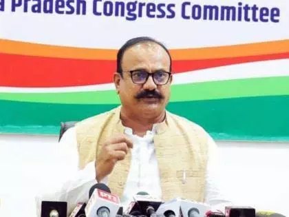 MPCC अध्यक्ष सपकाल ने मुख्यमंत्री फड़नवीस पर कटाक्ष किया MPCC अध्यक्ष सपकाल ने मुख्यमंत्री फड़नवीस पर कटाक्ष किया