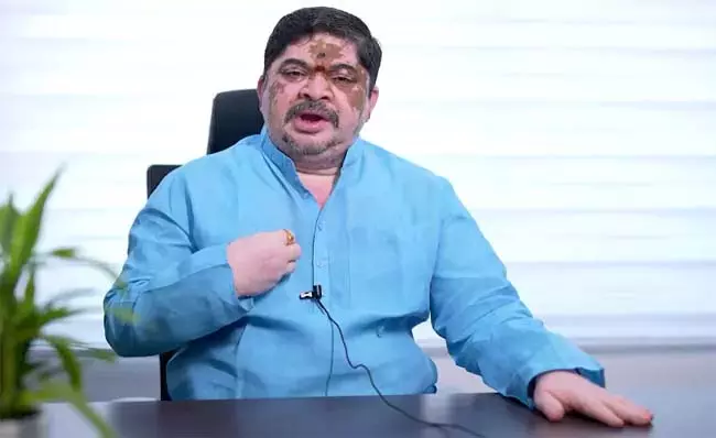 हैदराबाद के निचले इलाकों के लोगों को सतर्क रहना चाहिए: Minister Ponnam हैदराबाद के निचले इलाकों के लोगों को सतर्क रहना चाहिए: Minister Ponnam