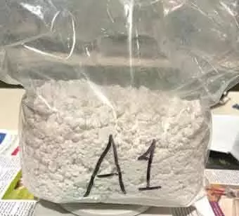बेंगलुरु हवाई अड्डे पर कॉमिक पुस्तकों में छिपाकर रखी गई 4 kg कोकीन जब्त की, एक गिरफ्तार बेंगलुरु हवाई अड्डे पर कॉमिक पुस्तकों में छिपाकर रखी गई 4 kg कोकीन जब्त की, एक गिरफ्तार