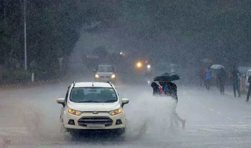चार दिनों तक भारी से बहुत भारी बारिश चार दिनों तक भारी से बहुत भारी बारिश