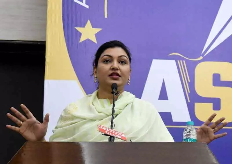 AAP के अनमोल गगन मान ने राजनीति छोड़ी, खरड़ विधायक पद से इस्तीफा दिया AAP के अनमोल गगन मान ने राजनीति छोड़ी, खरड़ विधायक पद से इस्तीफा दिया