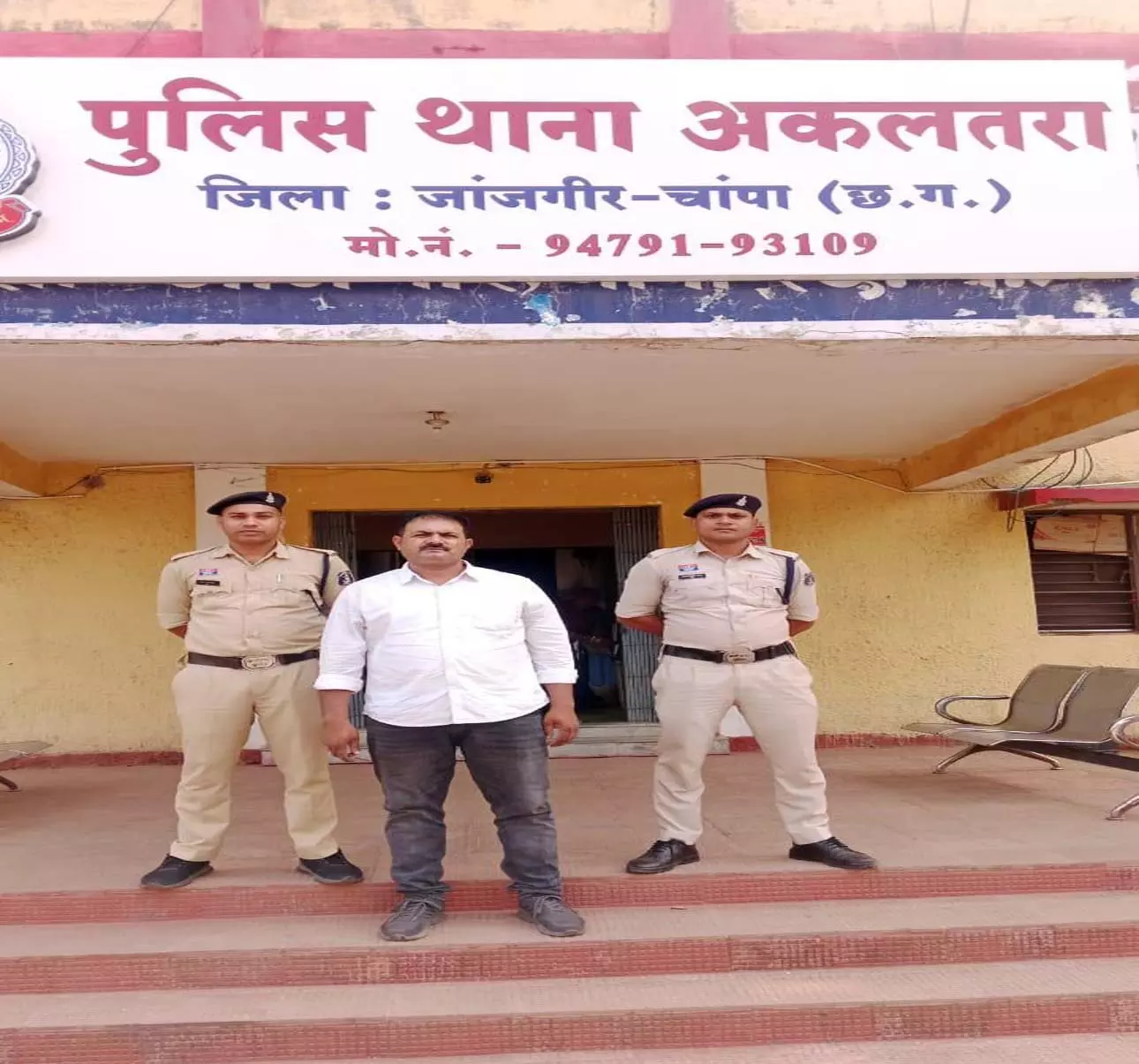 जेल में बंद सचिव पर एक और घोटाले का खुलासा: रसेड़ा पंचायत में 3.73 लाख की वित्तीय गड़बड़ी जेल में बंद सचिव पर एक और घोटाले का खुलासा: रसेड़ा पंचायत में 3.73 लाख की वित्तीय गड़बड़ी
