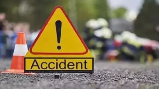 Assam : होजई जिले में सड़क दुर्घटना में चार लोगों की मौत Assam : होजई जिले में सड़क दुर्घटना में चार लोगों की मौत