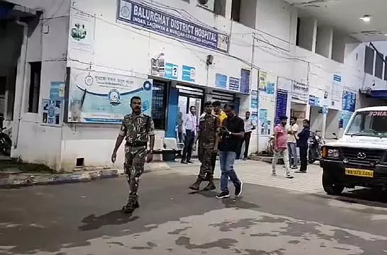 Balurghat अस्पताल में कई गर्भवती महिलाएं बीमार Balurghat अस्पताल में कई गर्भवती महिलाएं बीमार
