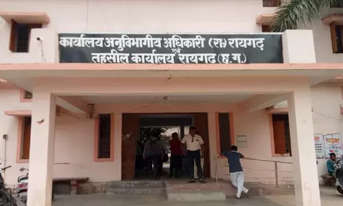 आय-जाति-निवास प्रमाण पत्र बनाने में सबसे आगे निकला रायगढ़ तहसील