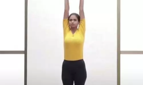 पूरे शरीर के लिए लाभदायक ताड़ासन, अभ्यास से मिलते हैं अनेक फायदे पूरे शरीर के लिए लाभदायक ताड़ासन, अभ्यास से मिलते हैं अनेक फायदे