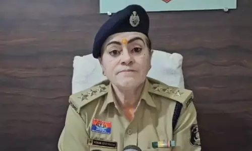डॉक्टर इलाज करने से मुकरा, कोर्ट के निर्देश पर FIR दर्ज