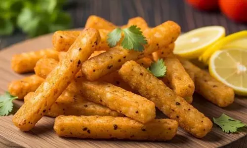 Special Sawan: घर पर बनाएं स्वादिष्ट और कुरकुरे साबूदाना फ्राइज़