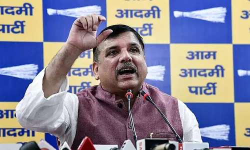 Delhi AAP अब इंडिया ब्लॉक का हिस्सा नहीं: पार्टी सांसद संजय सिंह Delhi AAP अब इंडिया ब्लॉक का हिस्सा नहीं: पार्टी सांसद संजय सिंह