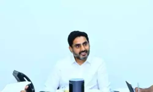 गुणवत्तापूर्ण शिक्षा पर ध्यान दें, सरकारी स्कूलों में छात्रों की संख्या बढ़ाएँ: Lokesh