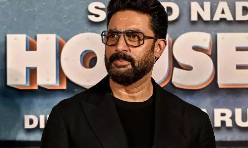 अभिषेक के इंडस्ट्री में 25 साल पूरे, अमिताभ बोले- जो तुमने किया, वो सबके बस की बात नहीं