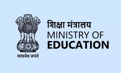 केंद्रीय शिक्षा मंत्रालय कश्मीर के स्कूलों में संस्कृत को अनिवार्य विषय बनाने पर विचार कर रहा