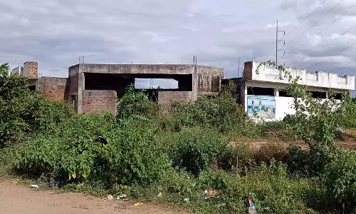 Channapatna : स्विमिंग पूल का निर्माण कार्य रुका