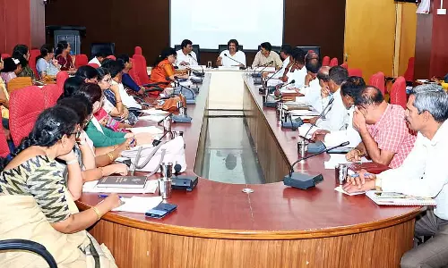प्रवेश बढ़ाने के लिए कार्रवाई के निर्देश: मंत्री मधु बंगारप्पा