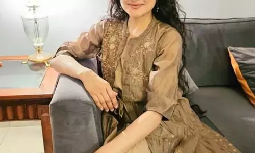 जन्मदिन स्पेशल: ‘लगान’ से लेकर मुन्ना भाई एमबीबीएस तक, ऐसा रहा ग्रेसी सिंह का सफर जन्मदिन स्पेशल: ‘लगान’ से लेकर मुन्ना भाई एमबीबीएस तक, ऐसा रहा ग्रेसी सिंह का सफर