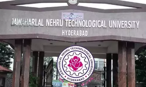 JNTUH के छात्रों ने अकादमिक निदेशक पर अनियमितताओं का आरोप लगाया