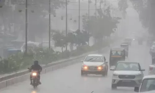 रायपुर में हो रही बारिश, बलरामपुर में रिकॉर्ड टूटा