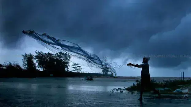 Kerala के पाँच ज़िलों के लिए रेड अलर्ट जारी; आज शैक्षणिक संस्थान बंद रहेंगे Kerala के पाँच ज़िलों के लिए रेड अलर्ट जारी; आज शैक्षणिक संस्थान बंद रहेंगे