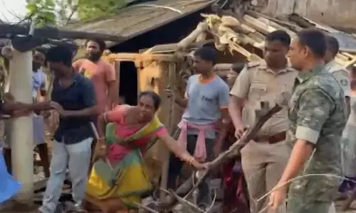 Odisha : युवक की हत्या के बाद आरोपी ने हथियार समेत सरेंडर किया