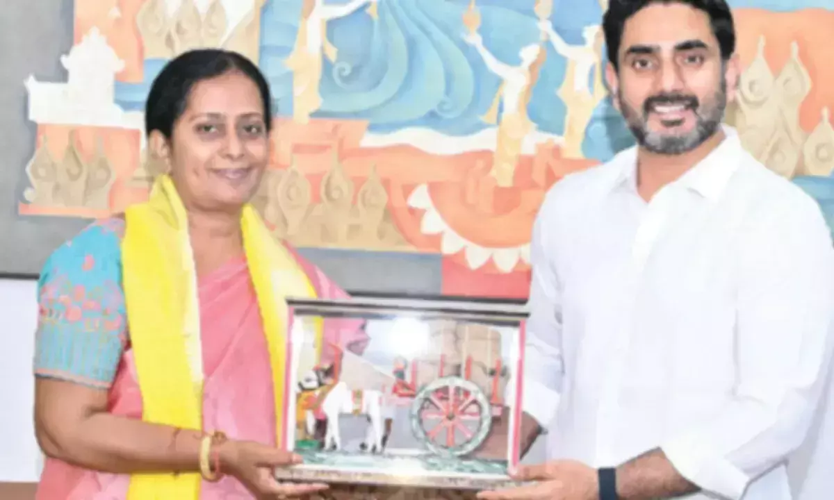 Andhra: शिक्षा की गुणवत्ता बढ़ाना लक्ष्य: लोकेश Andhra: शिक्षा की गुणवत्ता बढ़ाना लक्ष्य: लोकेश
