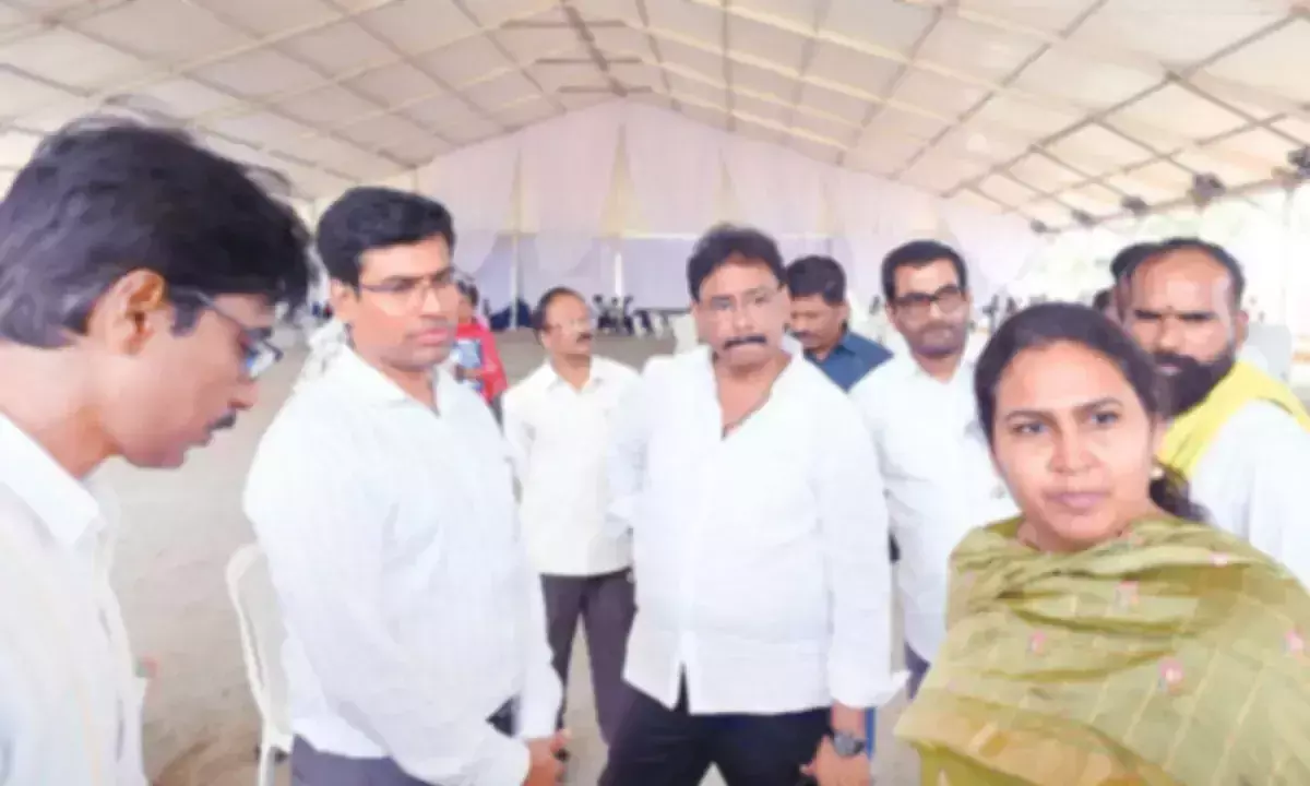 शासन और आध्यात्मिकता का मिश्रण करने के लिए CM आज तिरुपति दौरे पर शासन और आध्यात्मिकता का मिश्रण करने के लिए CM आज तिरुपति दौरे पर
