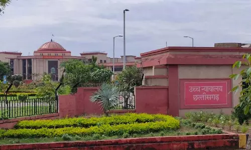 पुलिस अधिकारी के खिलाफ फिलहाल नहीं होगी विभागीय जांच, हाईकोर्ट ने लगाया स्टे