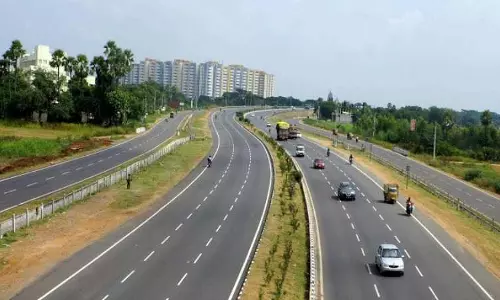 Baliya: 56 किमी बलिया-मऊ सड़क फोरलेन में तब्दील होगी Baliya: 56 किमी बलिया-मऊ सड़क फोरलेन में तब्दील होगी