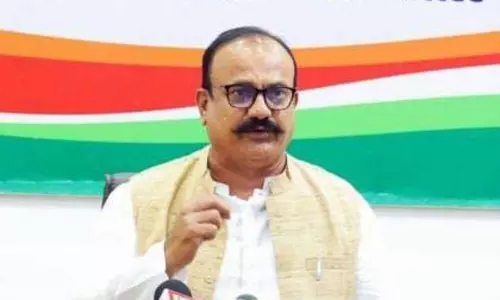 MPCC अध्यक्ष सपकाल ने मुख्यमंत्री फड़नवीस पर कटाक्ष किया MPCC अध्यक्ष सपकाल ने मुख्यमंत्री फड़नवीस पर कटाक्ष किया