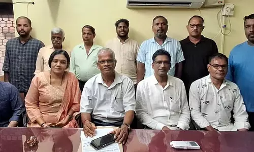 Kalay के ग्रामीणों ने अभयारण्य क्षेत्र में विकास परियोजनाओं पर रोक लगाने पर पंचायत की आलोचना की Kalay के ग्रामीणों ने अभयारण्य क्षेत्र में विकास परियोजनाओं पर रोक लगाने पर पंचायत की आलोचना की