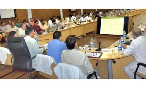 MP जुगल किशोर ने रियासी में दिशा बैठक की अध्यक्षता की