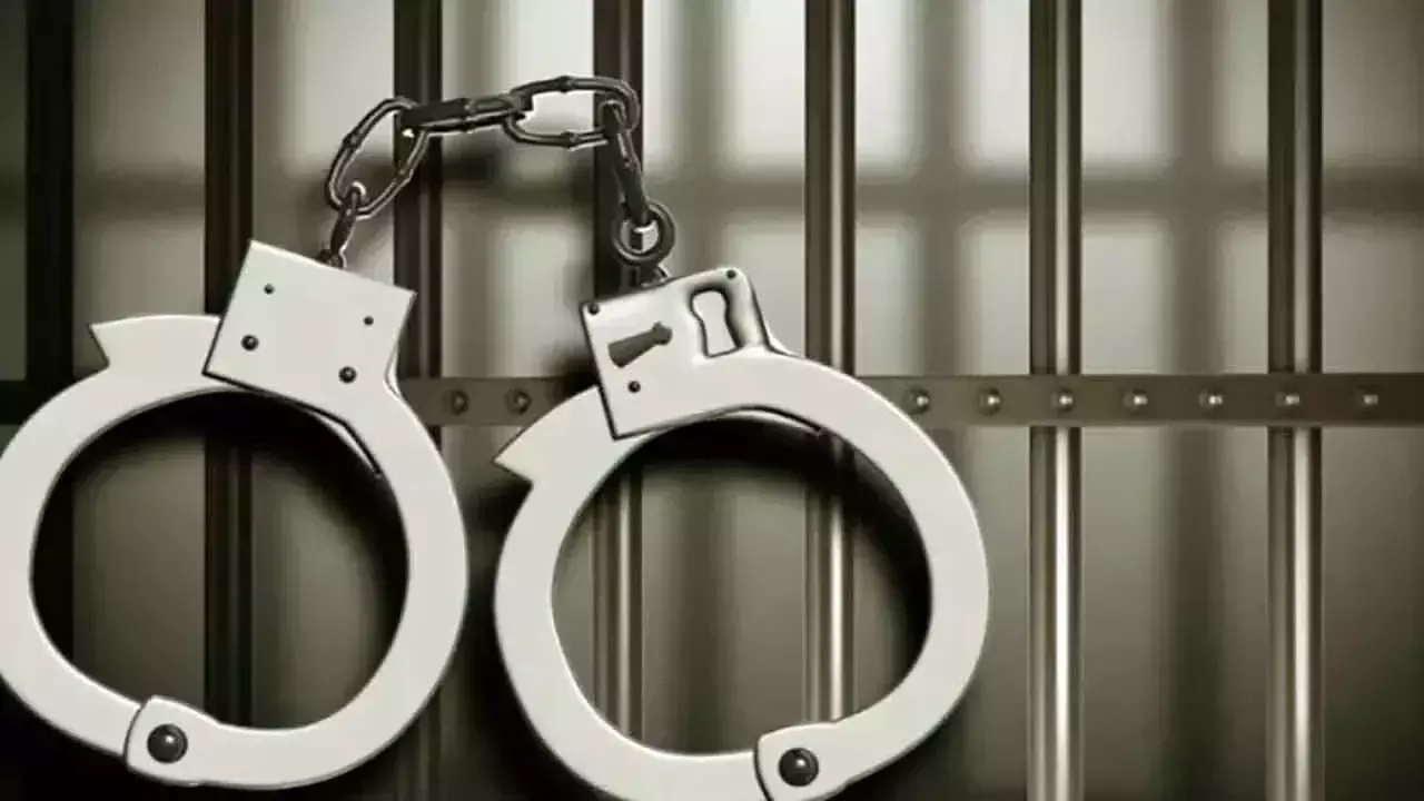 Telangana: तस्कर गिरफ्तार, 7.6 लाख रुपये मूल्य की ड्रग्स जब्त