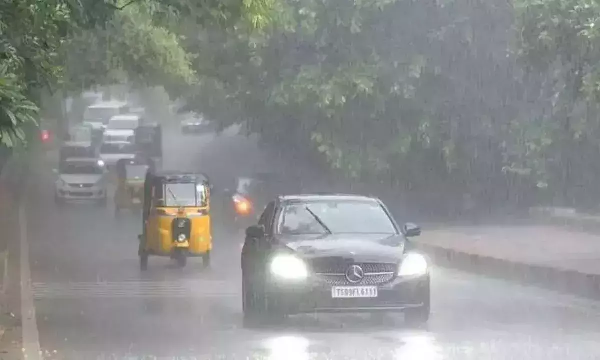 Hyderabad में अगले एक घंटे में भारी बारिश का अलर्ट जारी Hyderabad में अगले एक घंटे में भारी बारिश का अलर्ट जारी