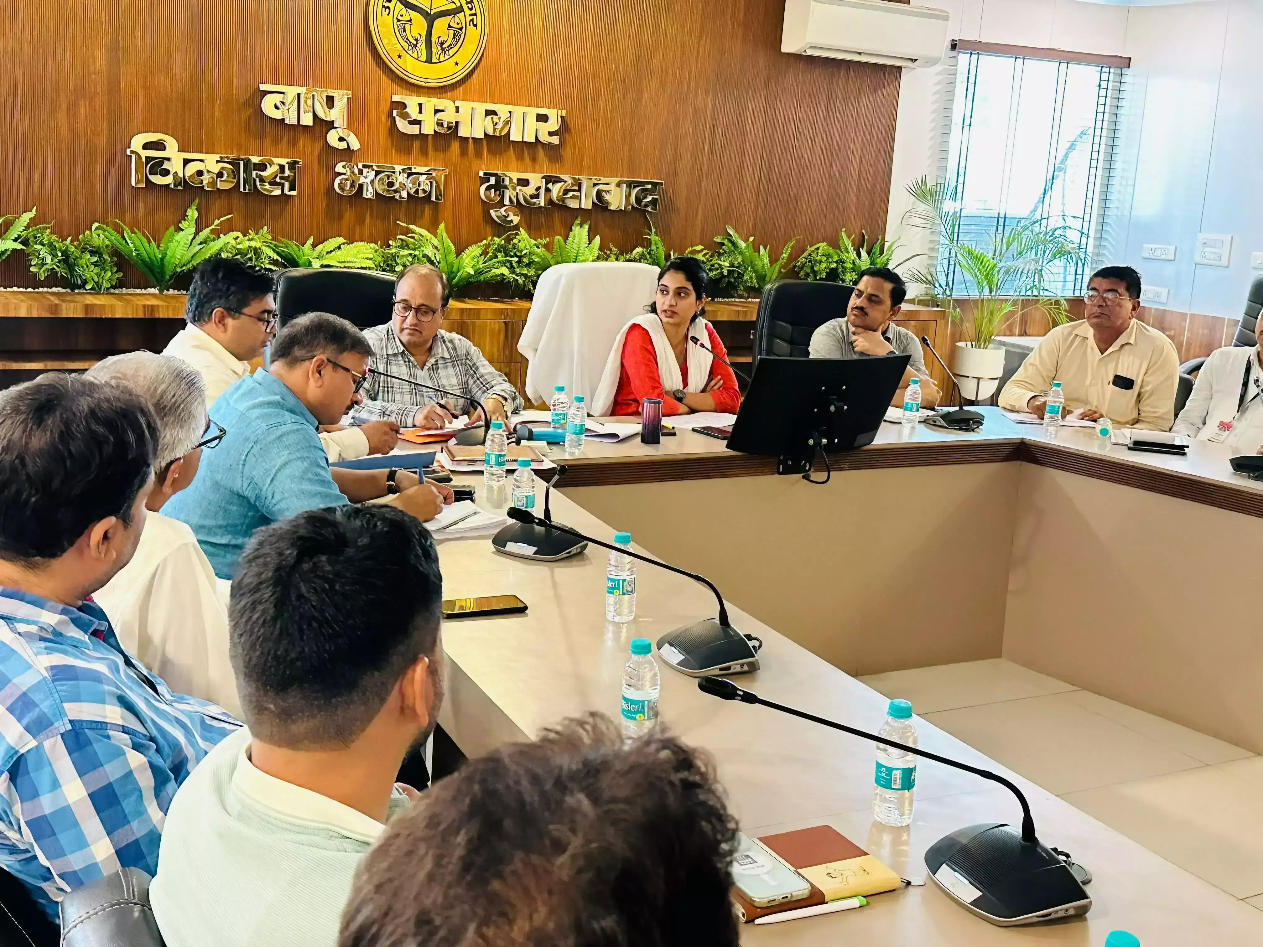 Moradabad: सहकारी समितियों को समय पर खोलने के आदेश, CDO सख्त Moradabad: सहकारी समितियों को समय पर खोलने के आदेश, CDO सख्त